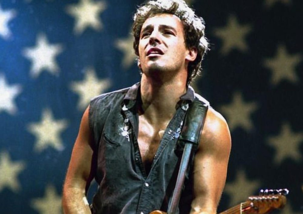 When it comes to putting together a Bruce Springsteen costume