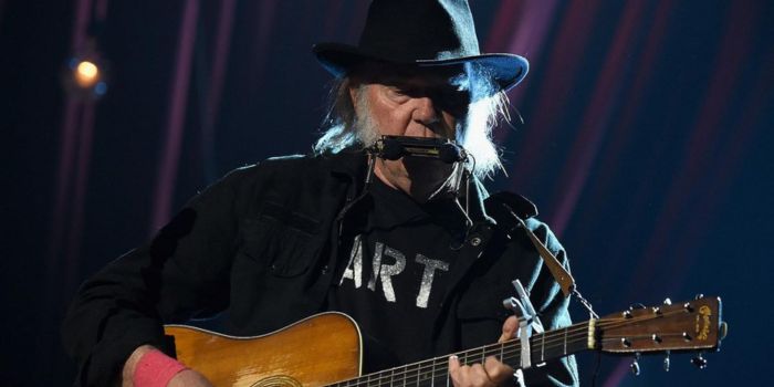 neil young performed silver gold and toured with crazy horse